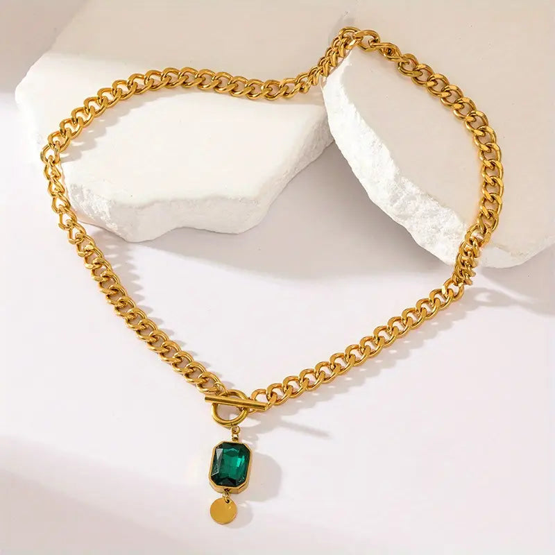 Chunky Chain Emerald Gold Pendant Necklace