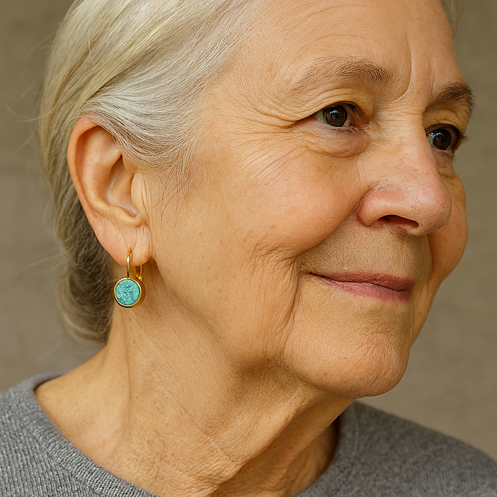 Vintage turquoise earrings in gold