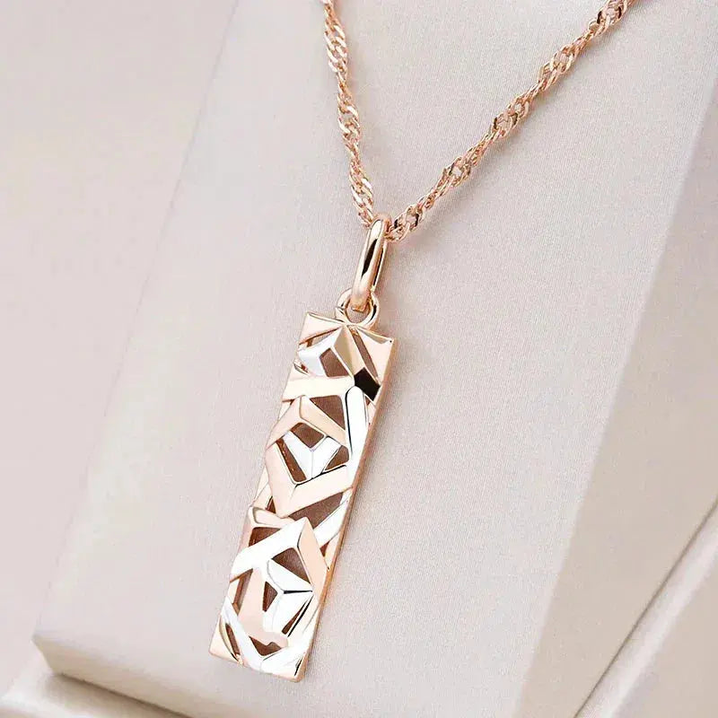 1+1 Offer: Elegant necklace in silver and gold