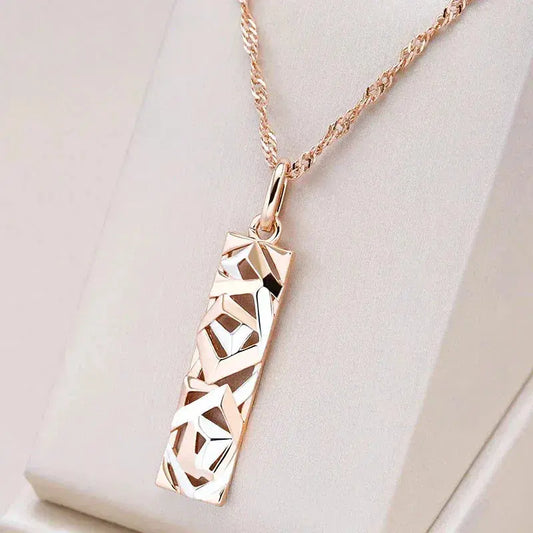 1+1 Offer: Elegant necklace in silver and gold