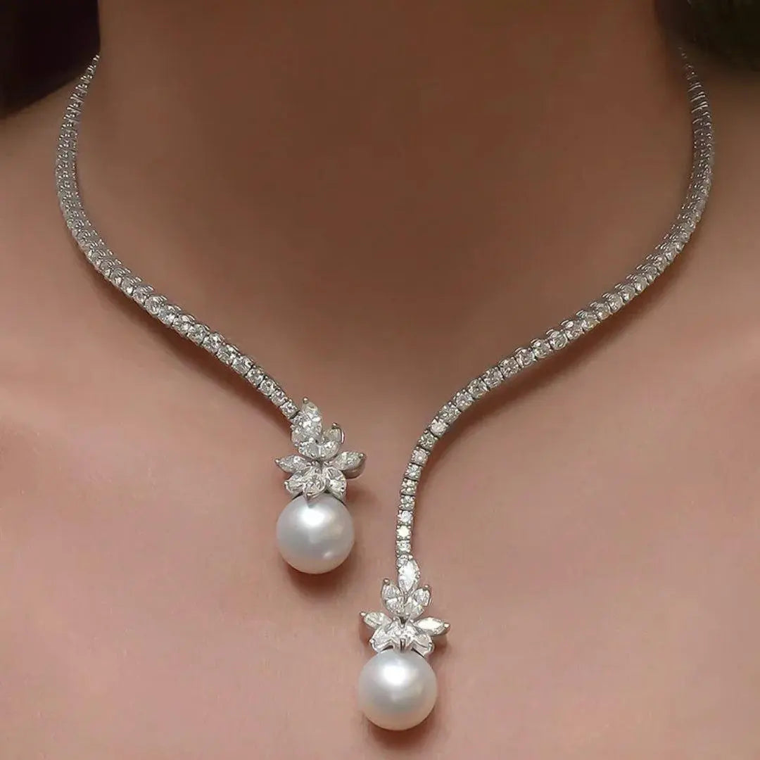 1+1 Offer: Elegant shiny necklace with pearls made of silver