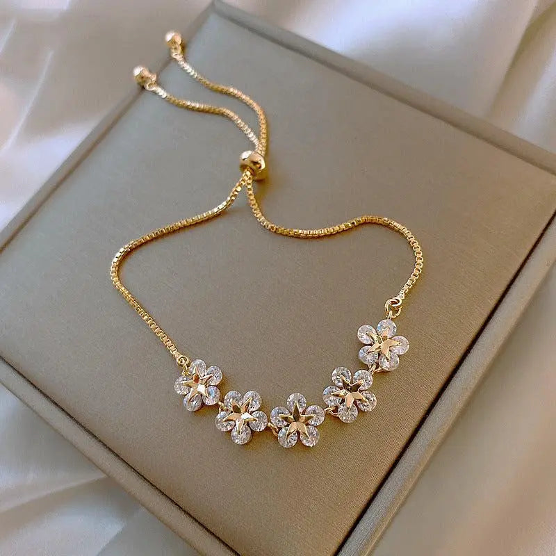1+1 Offer: Bracelet Crystal Daisy in Gold