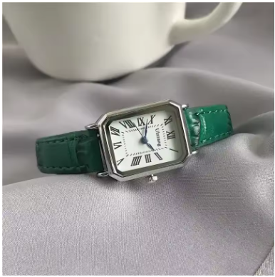 Vintage Leather Dial Timepiece with Retro Detailing