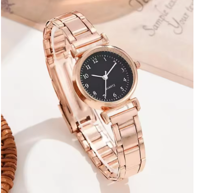 Luxurious Quartz Watch Featuring Stainless Steel Band
