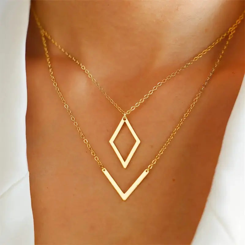 1+1 Offer: Elegant V-shaped geometric pendant necklace