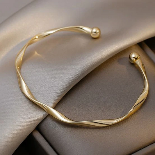 1+1 Offer: Elegant Golden Open Bracelet