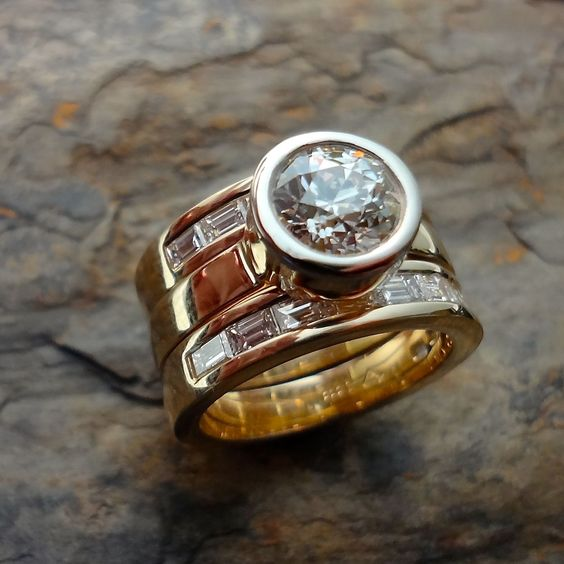1+1 Offer: Vintage layer ring with glass crystals