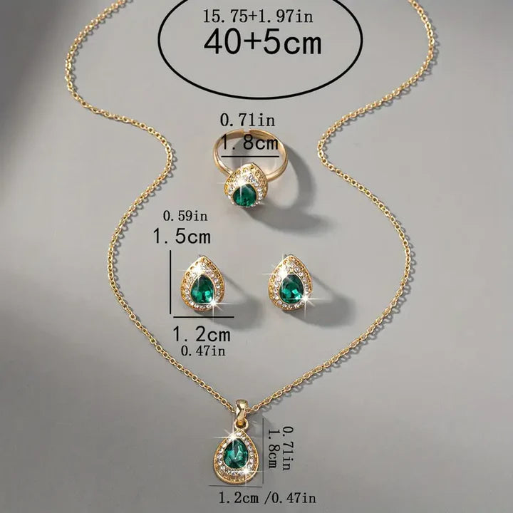 Noémie Glastra Jewelry Set