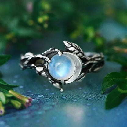 Holly | Celestial Moonstone Ring