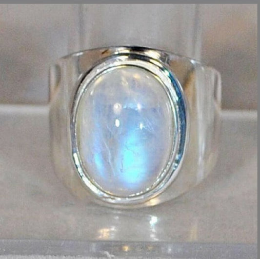 Vintage White Crystal Ring