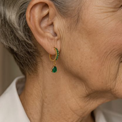 1+1 Offer: Zirconia earrings with emerald in gold
