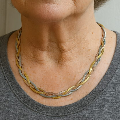 1+1 Offer: Elegant necklace made of gold and silver