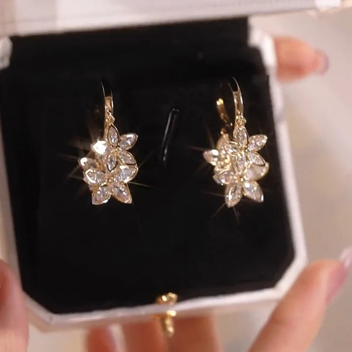 Creative Spring Star Earrings with Pendant