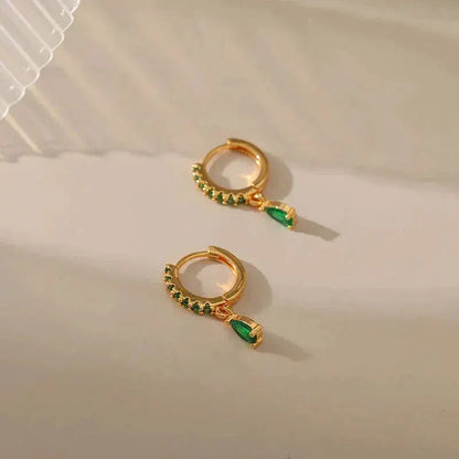 1+1 Offer: Zirconia earrings with emerald in gold