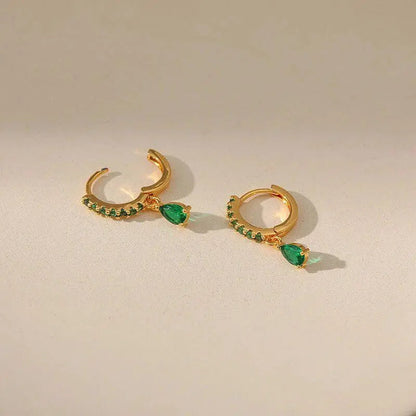 1+1 Offer: Zirconia earrings with emerald in gold