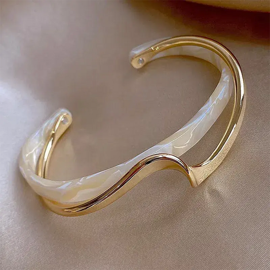 1+1 Offer: Elegant open bracelet made of white enamel and gold