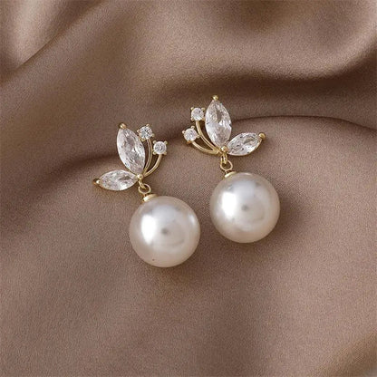 1+1 Offer: Earrings Exotic Pearls with Gold Crystals