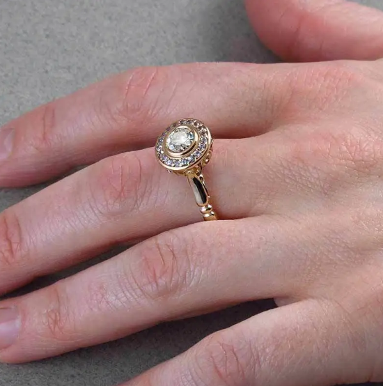 Gold Micro-Inlaid Ring