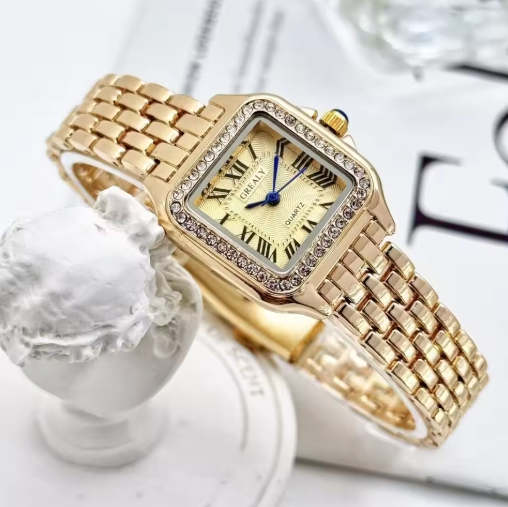 Luxurious Square Dial Leather Strap Quartz Timepiece