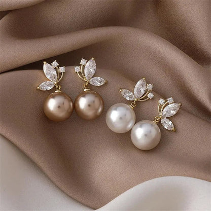 1+1 Offer: Earrings Exotic Pearls with Gold Crystals