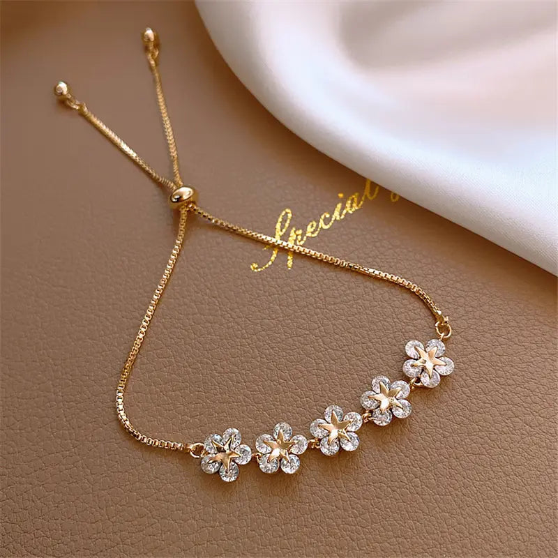1+1 Offer: Bracelet Crystal Daisy in Gold