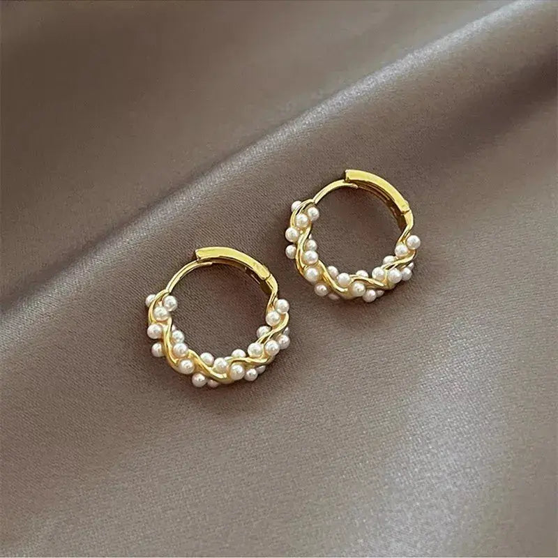 1+1 Offer: Elegant round pearl earrings with inlays