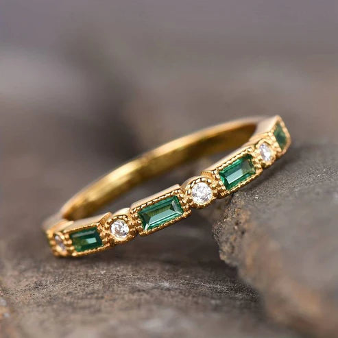 Vintage Inlaid Green Crystal Ring