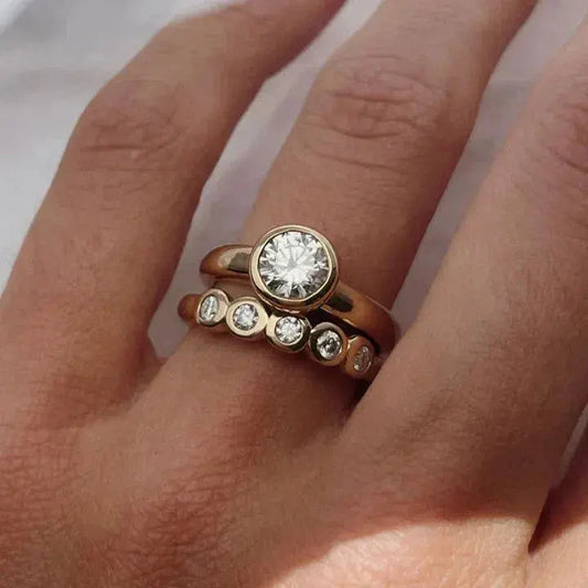 1+1 Offer: Vintage Zirconia Golden Ring Set