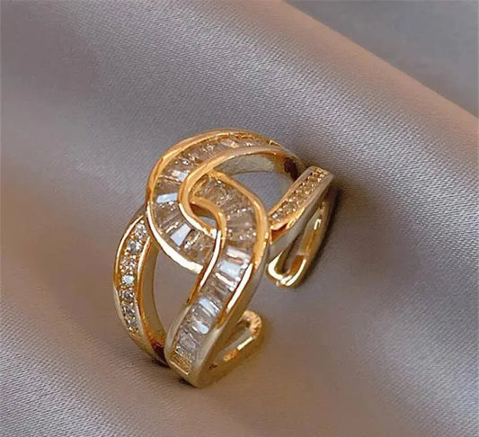 1+1 Offer: Knotted elegant ring