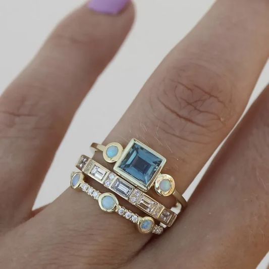1+1 Offer: Vintage Blue Crystal Ring Set