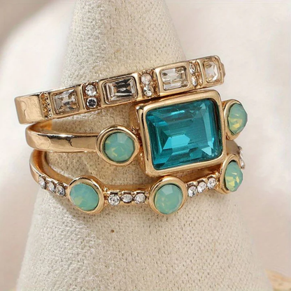 1+1 Offer: Vintage Blue Crystal Ring Set