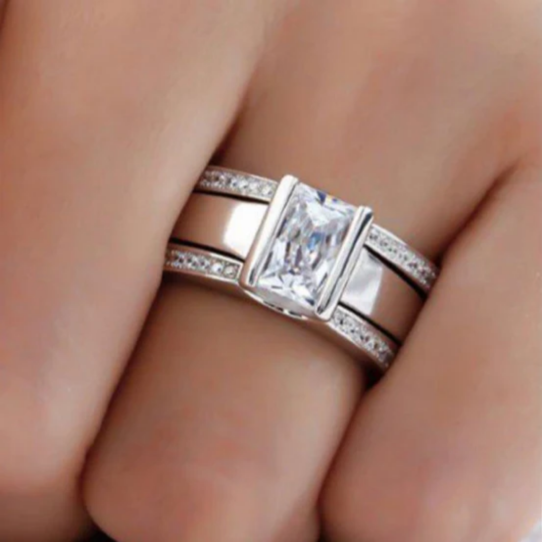 1+1 Offer: Vintage Inlaid Glass Ring